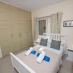 Villa Helena *