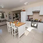 Villa Helena *
