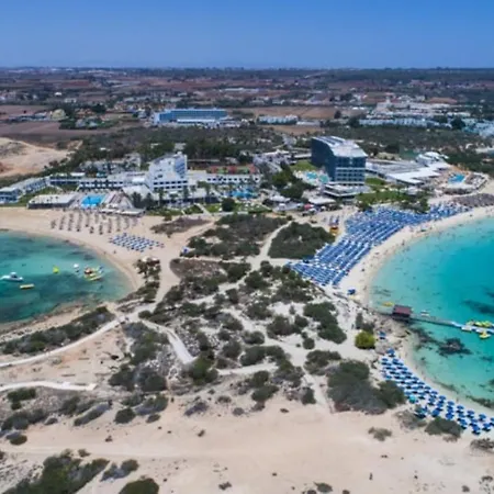 Vilă Helena Ayia Napa